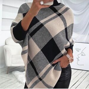 Plaid Women's Sweater - Black and Cream